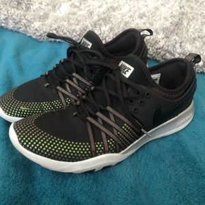 Womens Nike Free TR 7 Shoes Size 8